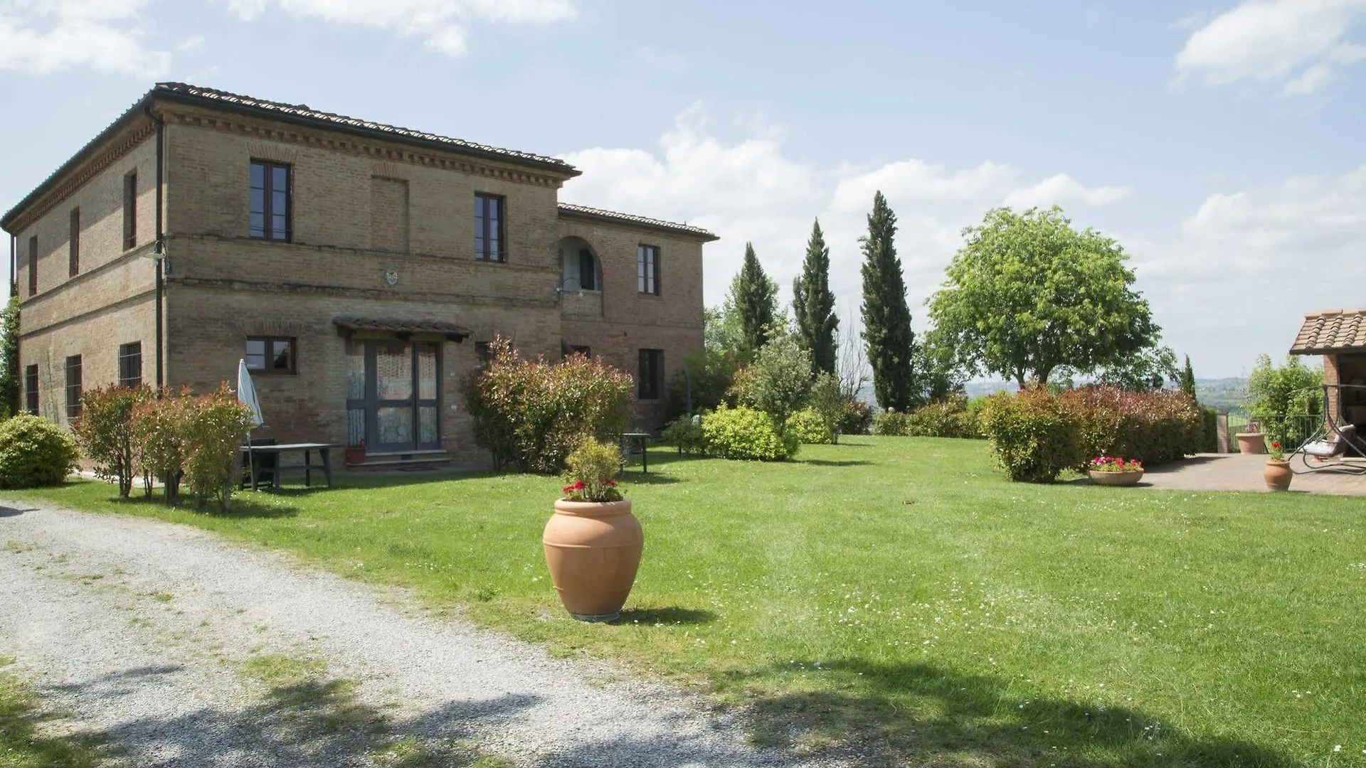 Podere Vesta Asciano Apartment
