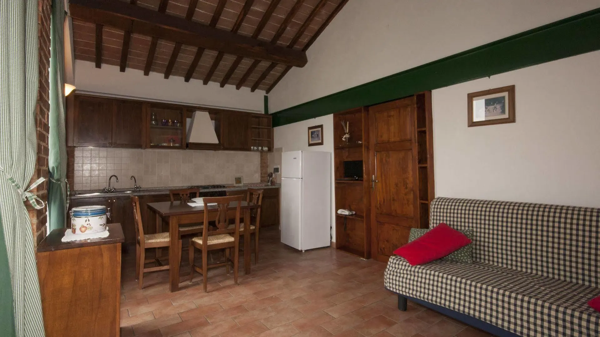 Apartment Podere Vesta Asciano Italy