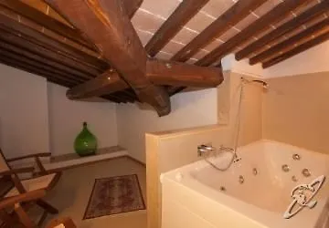 Apartment Podere Vesta Asciano Italy